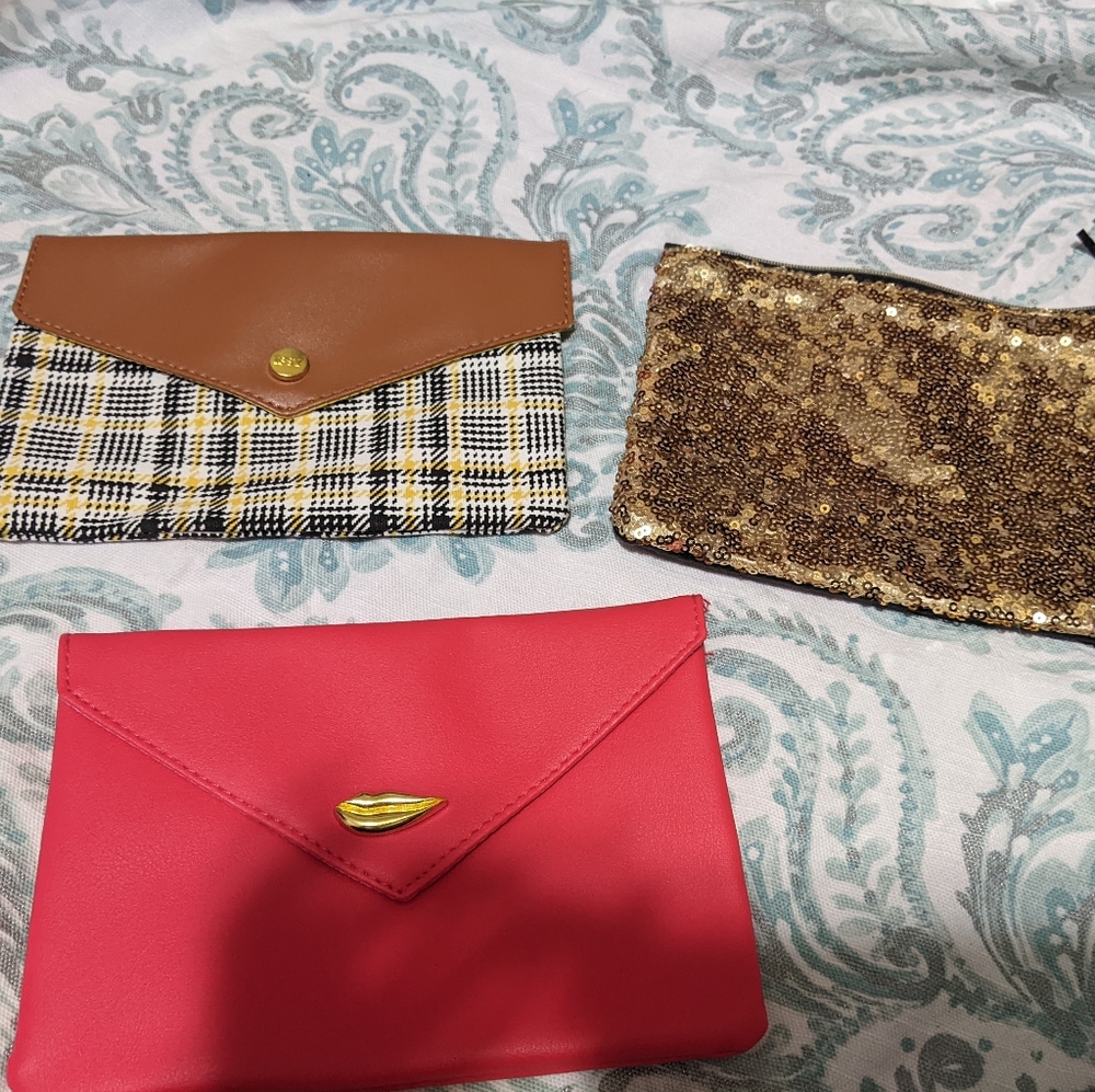 5 for 20$/ Ipsy bags